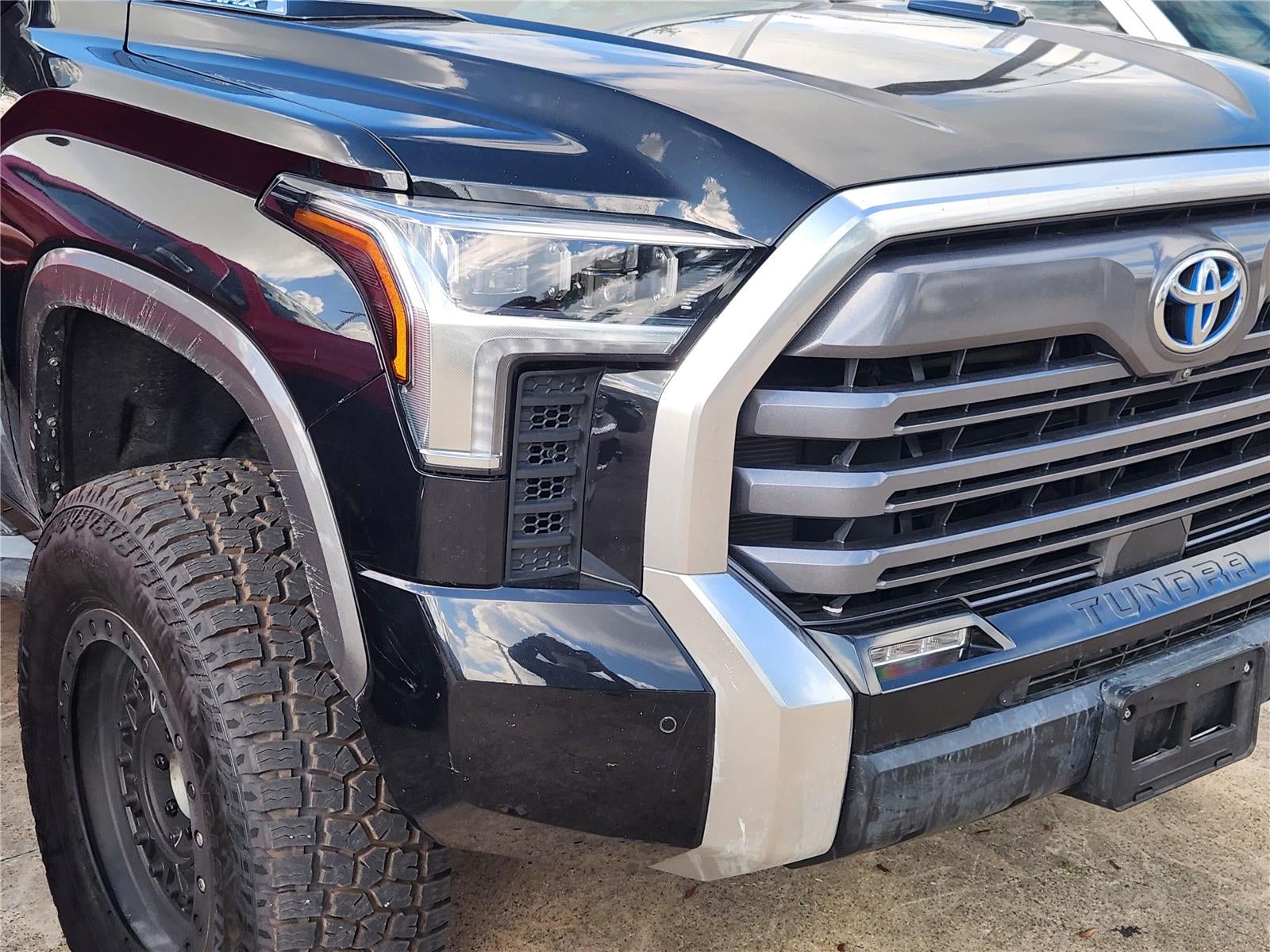 2023 Toyota Tundra Limited HV