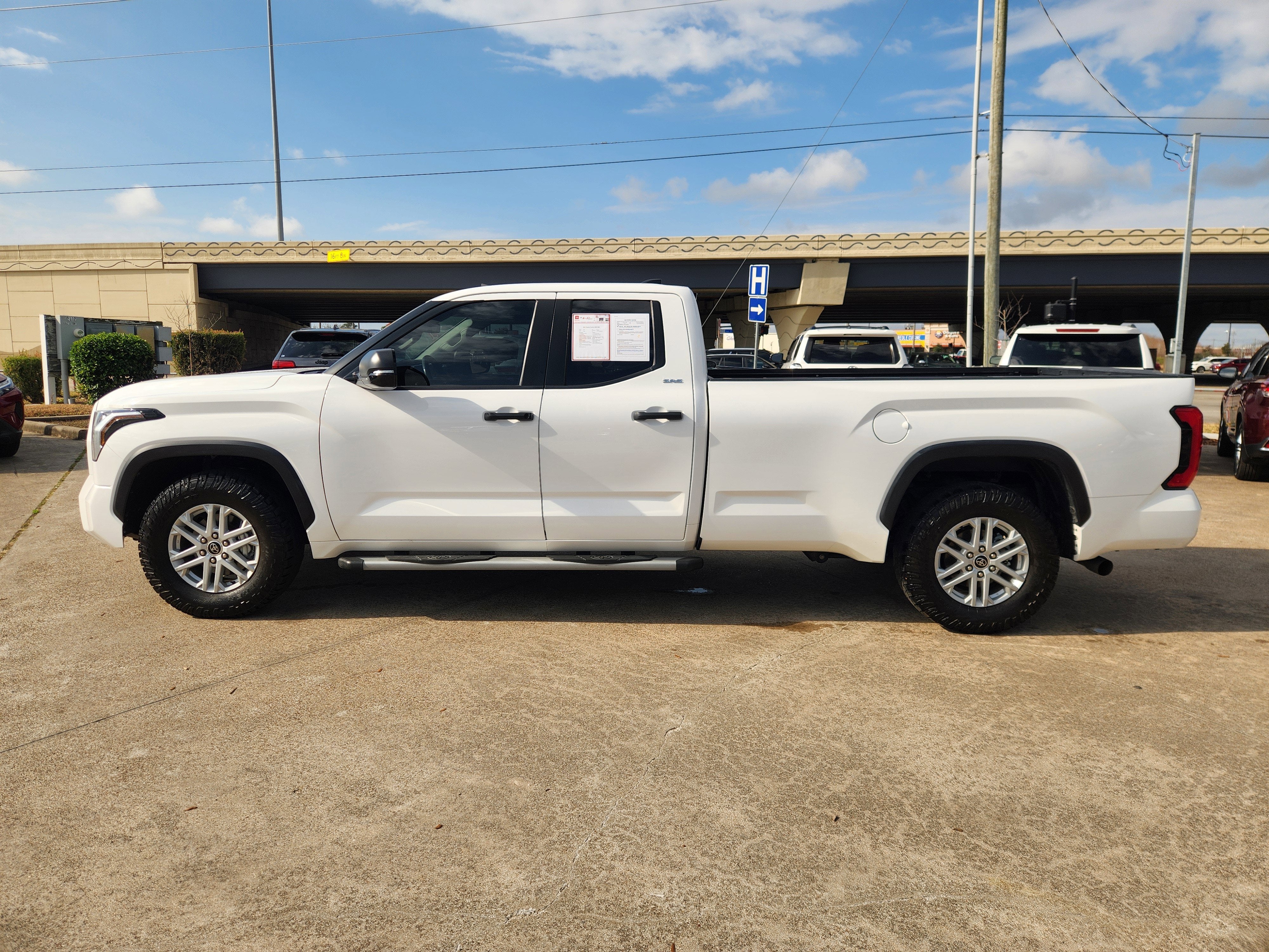 2024 Toyota Tundra SR5