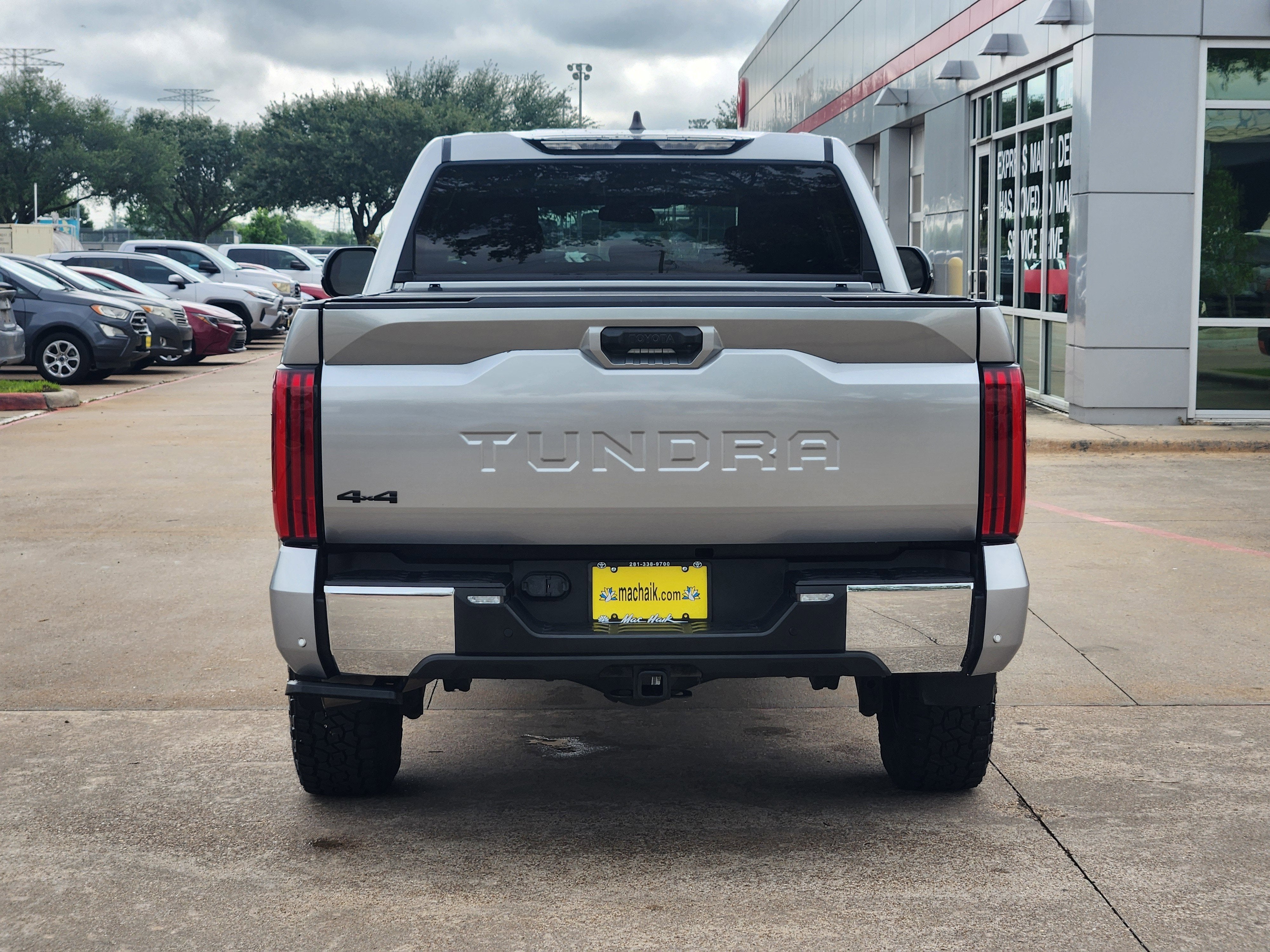 2024 Toyota Tundra SR5