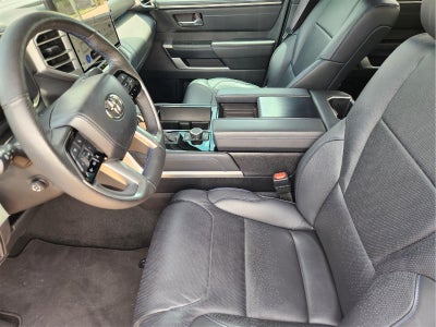 2023 Toyota Tundra Platinum HV