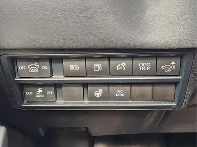 2025 Toyota Tundra Platinum HV