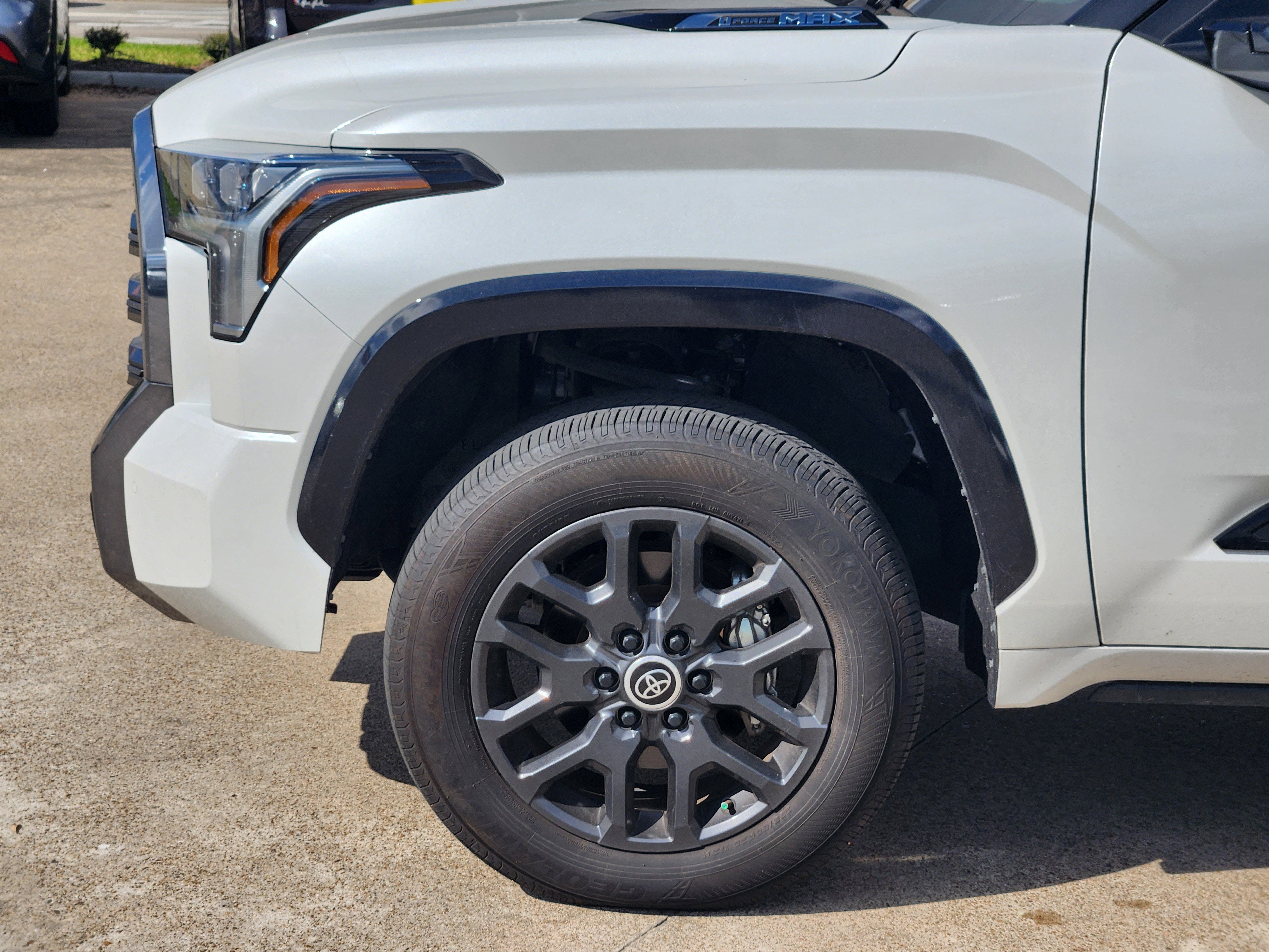 2024 Toyota Tundra Hybrid Platinum