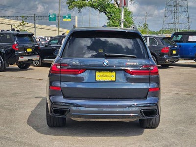2022 BMW X7 M50i