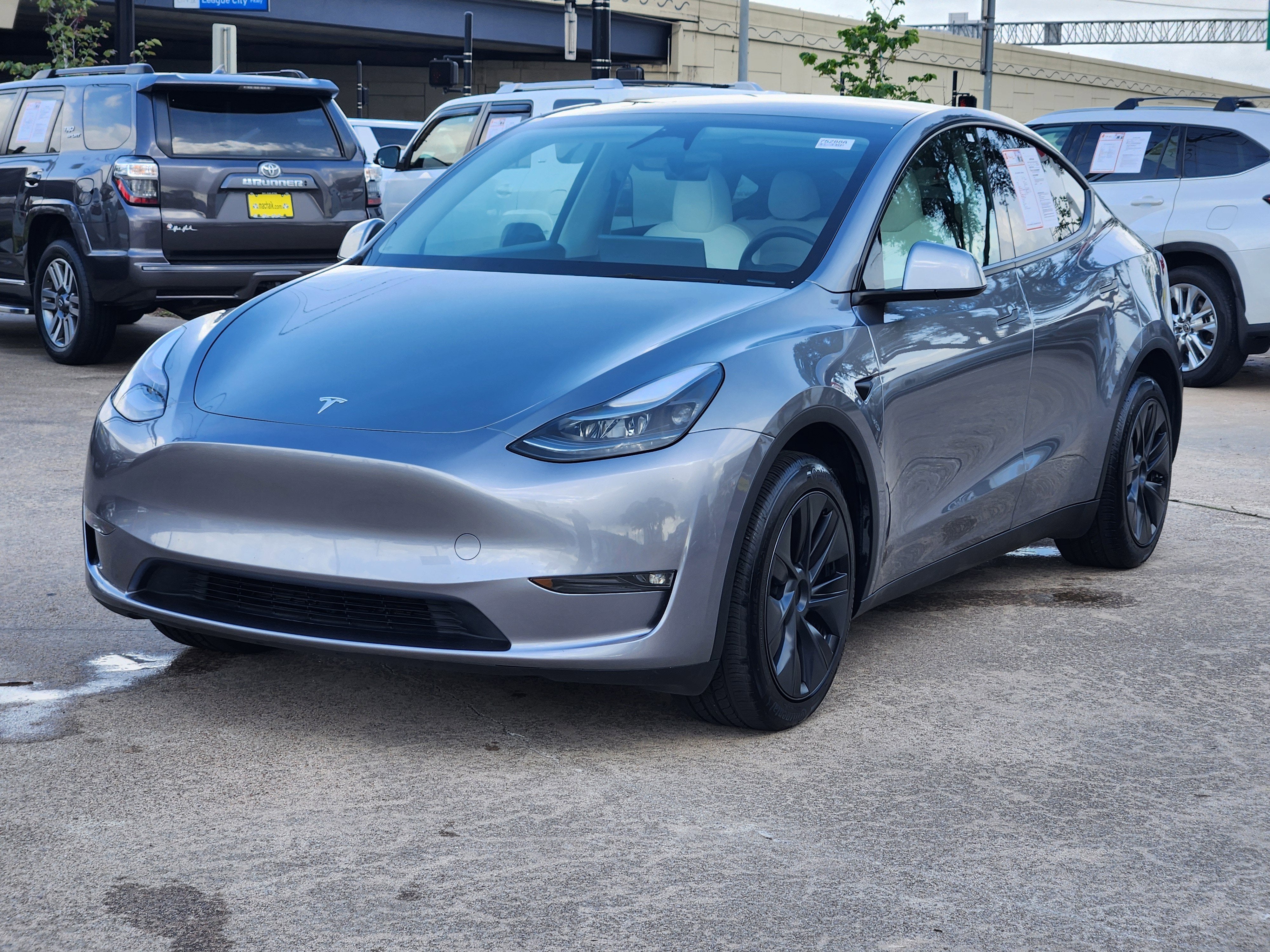 2025 Tesla Model Y Long Range