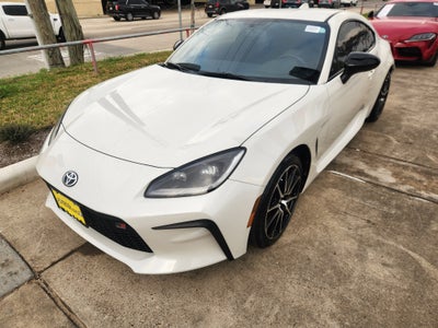 2026 Toyota GR86 Base PREMIUM PAINT