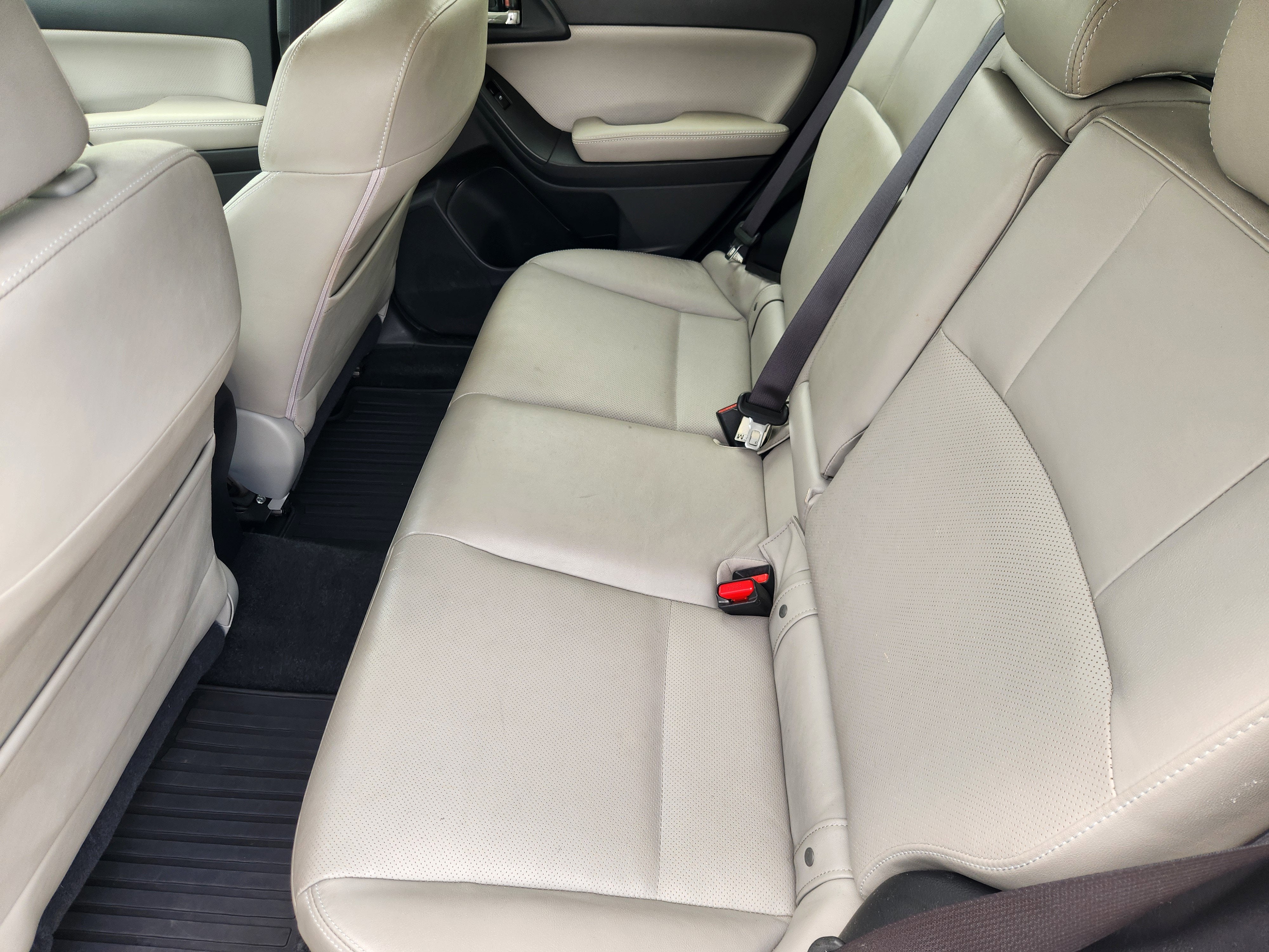 2015 Subaru Forester 2.5i Touring