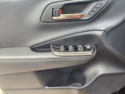 2025 Toyota Crown Signia Limited