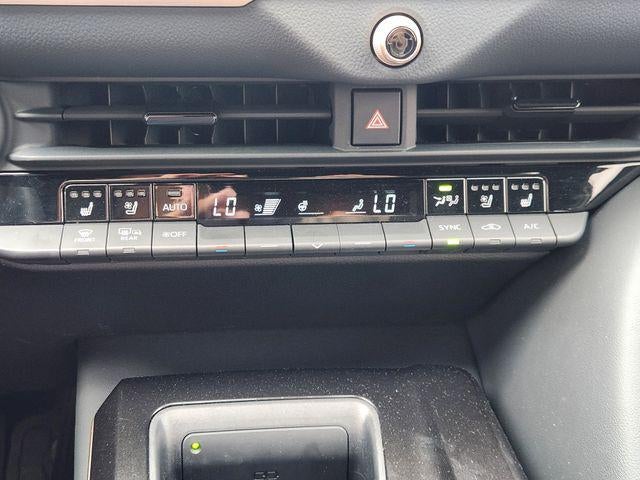 2025 Toyota Crown Signia Limited