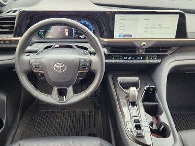 2025 Toyota Crown Signia Limited