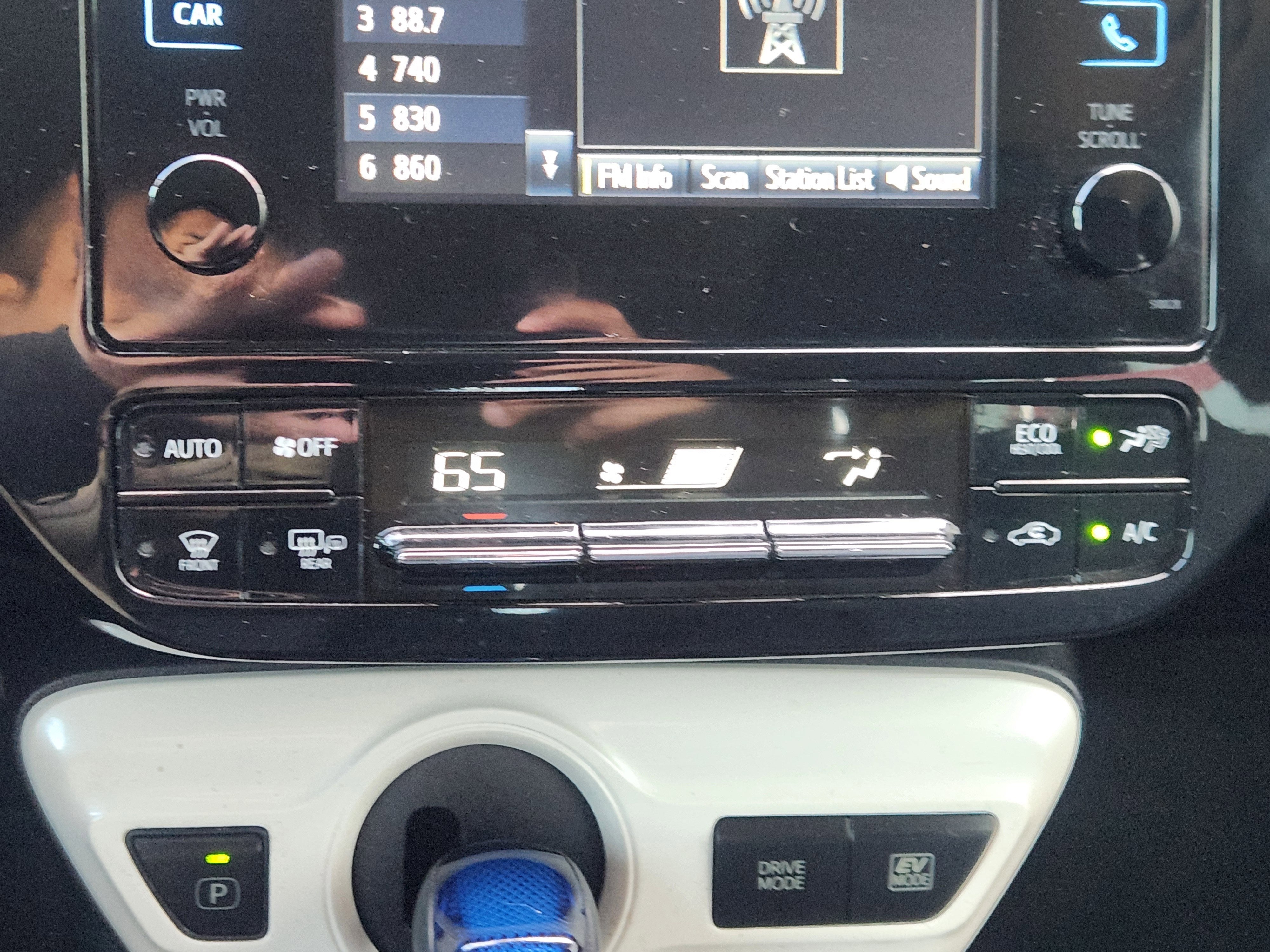 2018 Toyota Prius Four