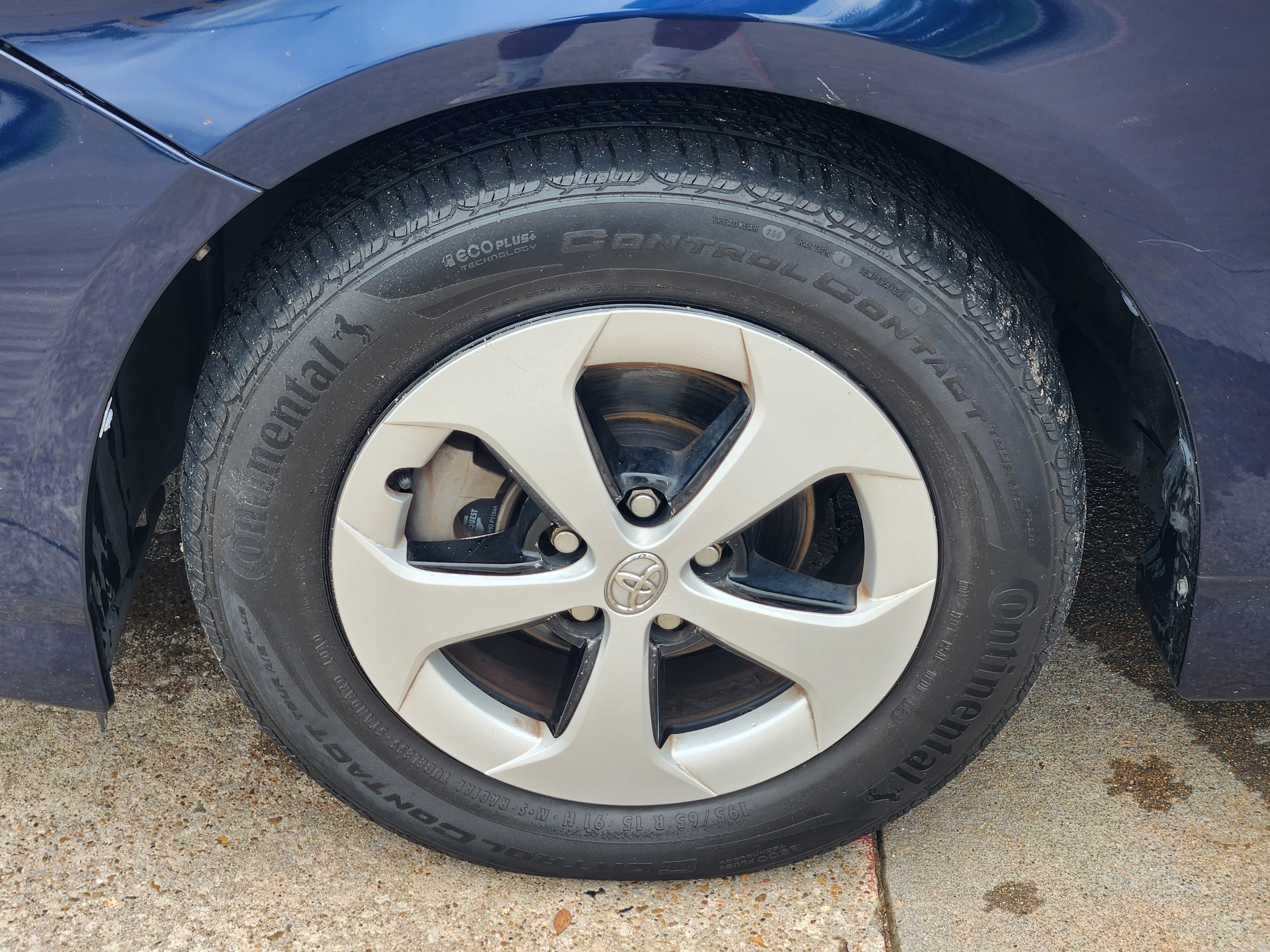 2013 Toyota Prius Three