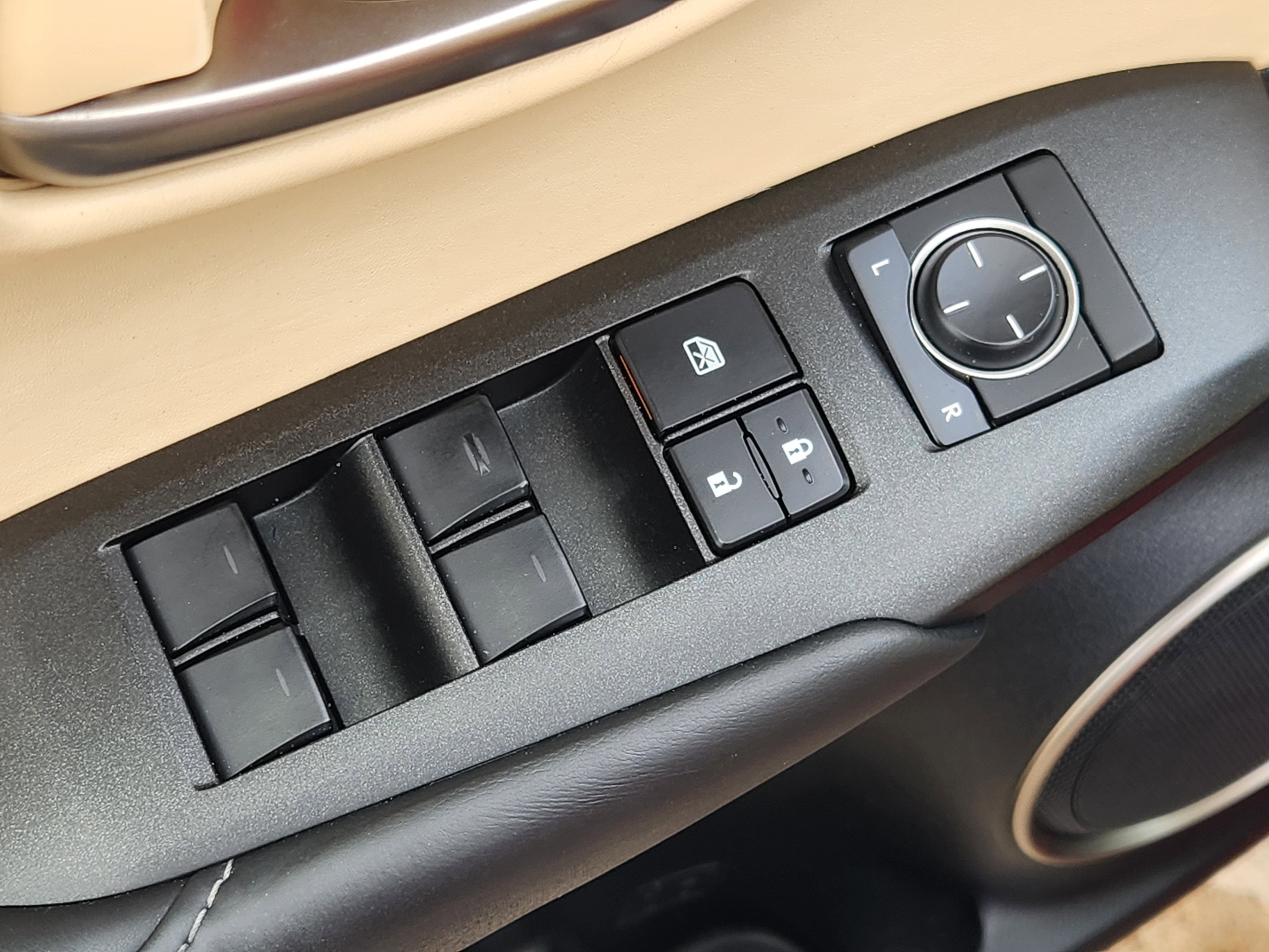 2015 Lexus NX 200t