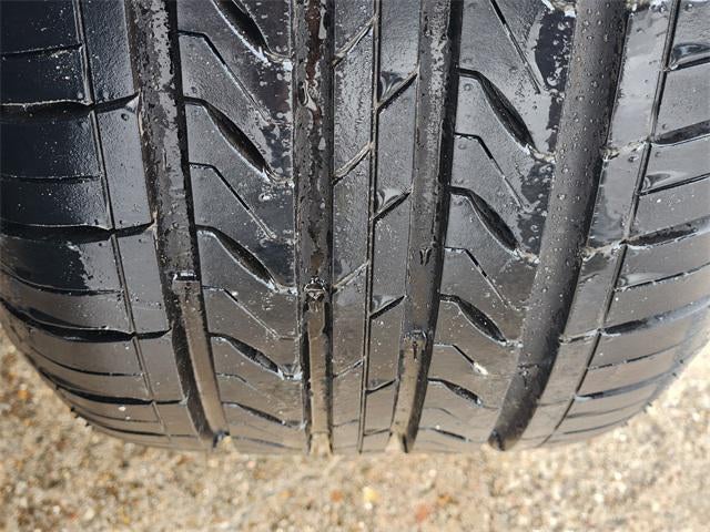 2025 Toyota Corolla Hatchback SE