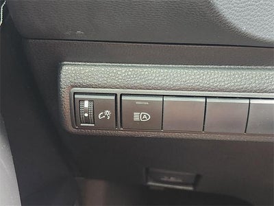 2025 Toyota Corolla Hatchback SE