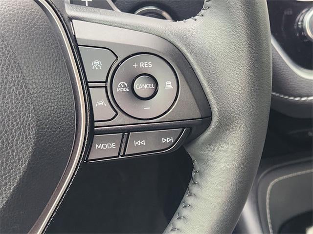 2025 Toyota Corolla Hatchback SE