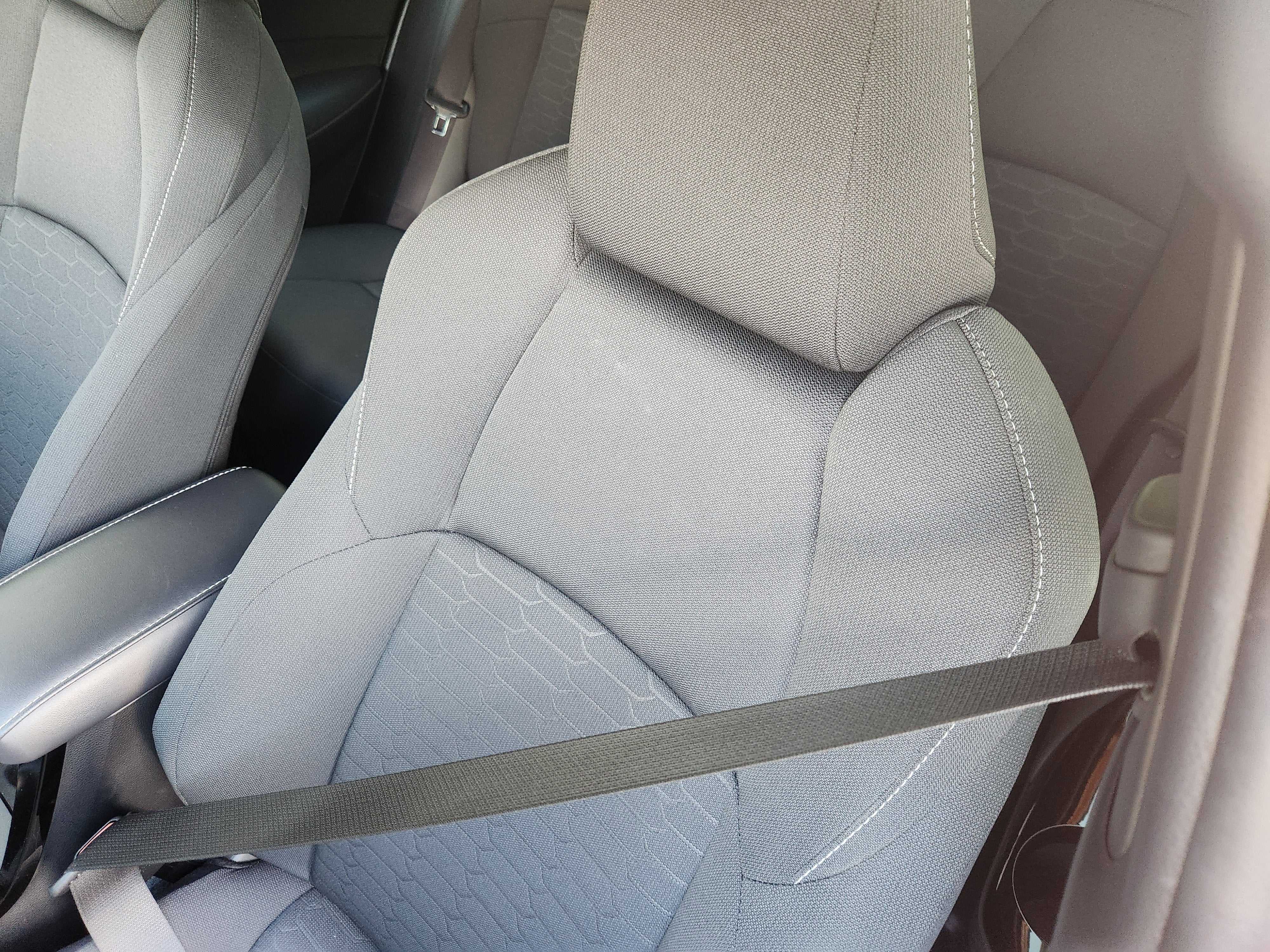 2025 Toyota Corolla Hatchback SE