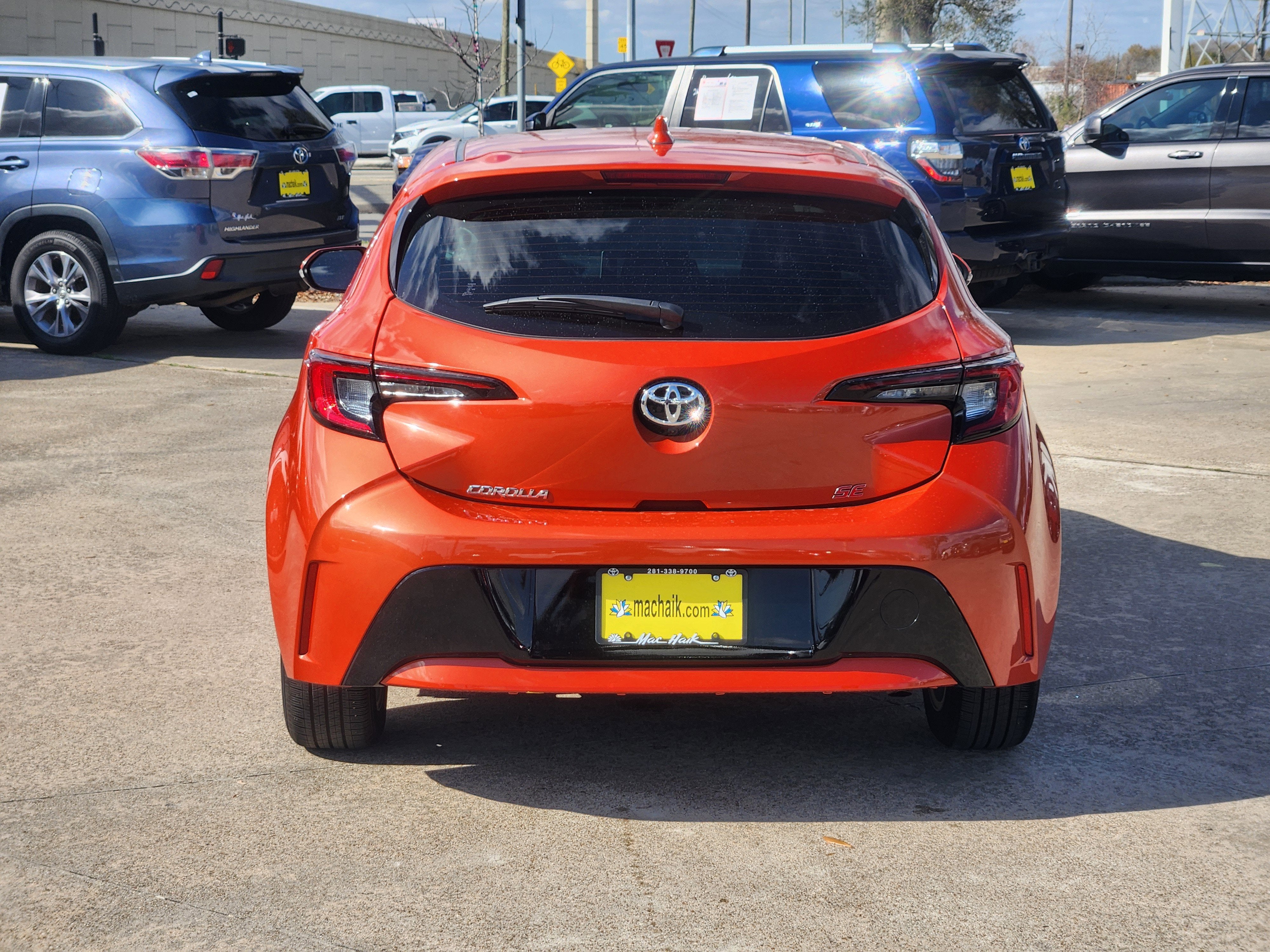 2025 Toyota Corolla Hatchback SE