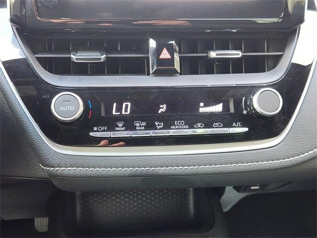 2025 Toyota Corolla Hatchback SE