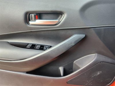 2025 Toyota Corolla Hatchback SE