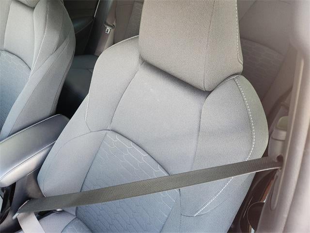 2025 Toyota Corolla Hatchback SE