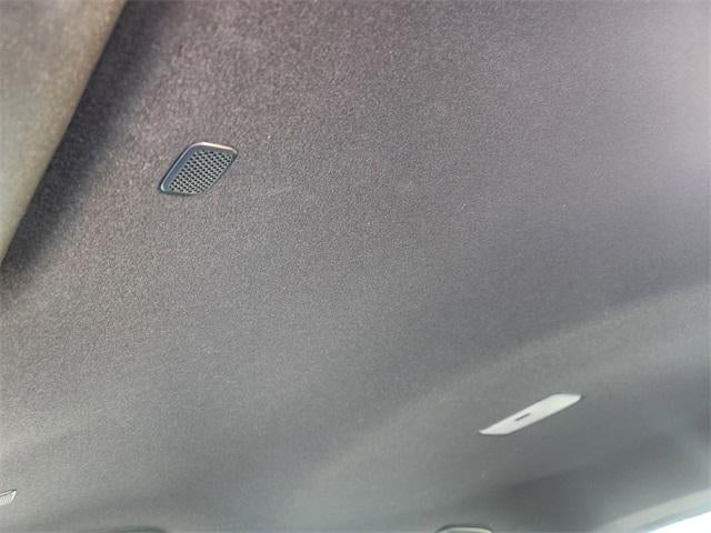 2025 Toyota Corolla Hatchback SE