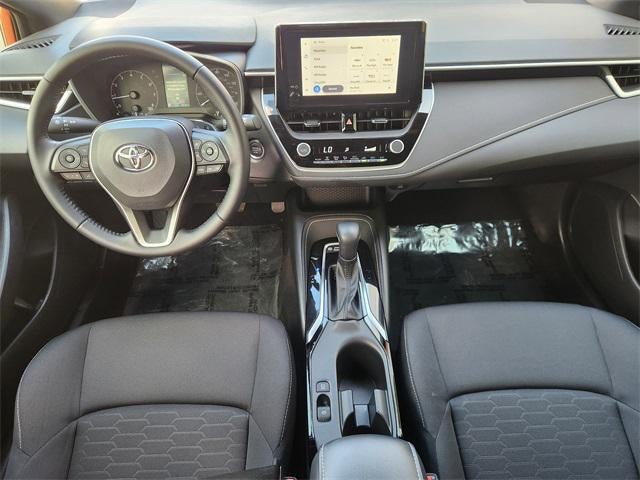 2025 Toyota Corolla Hatchback SE