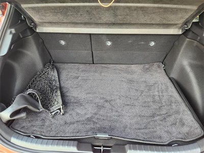 2025 Toyota Corolla Hatchback SE