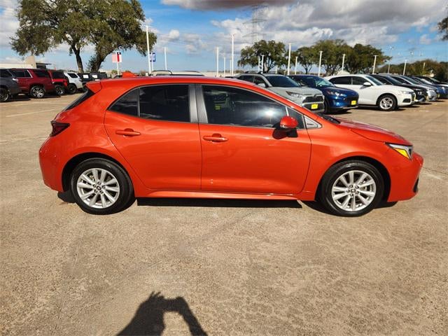 2025 Toyota Corolla Hatchback SE