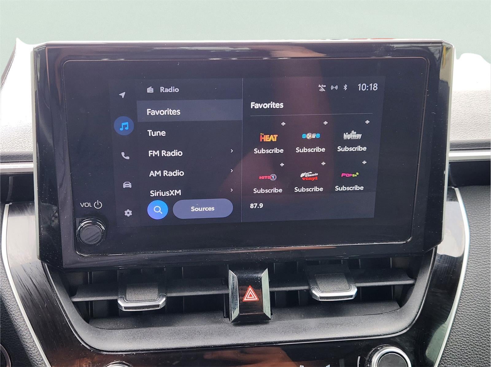 2025 Toyota Corolla Hatchback SE