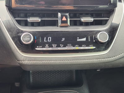2025 Toyota Corolla Hatchback SE