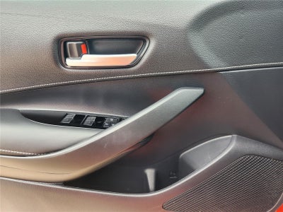 2025 Toyota Corolla Hatchback SE