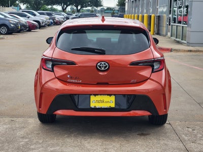 2025 Toyota Corolla Hatchback SE