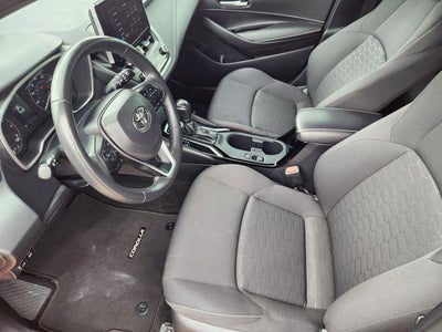 2025 Toyota Corolla Hatchback SE