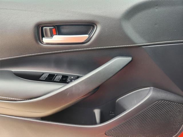 2025 Toyota Corolla Hatchback SE