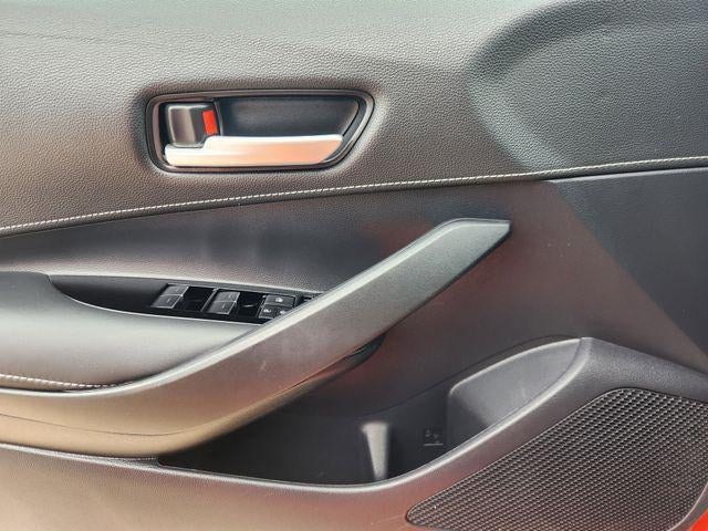 2025 Toyota Corolla Hatchback SE