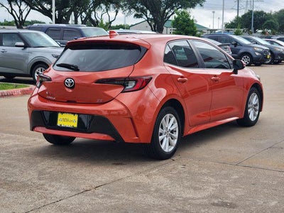 2025 Toyota Corolla Hatchback SE