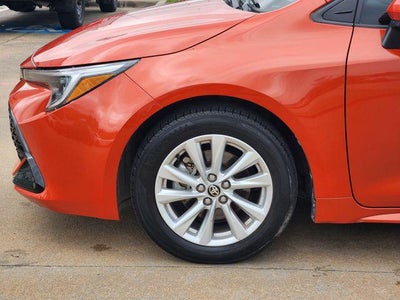 2025 Toyota Corolla Hatchback SE