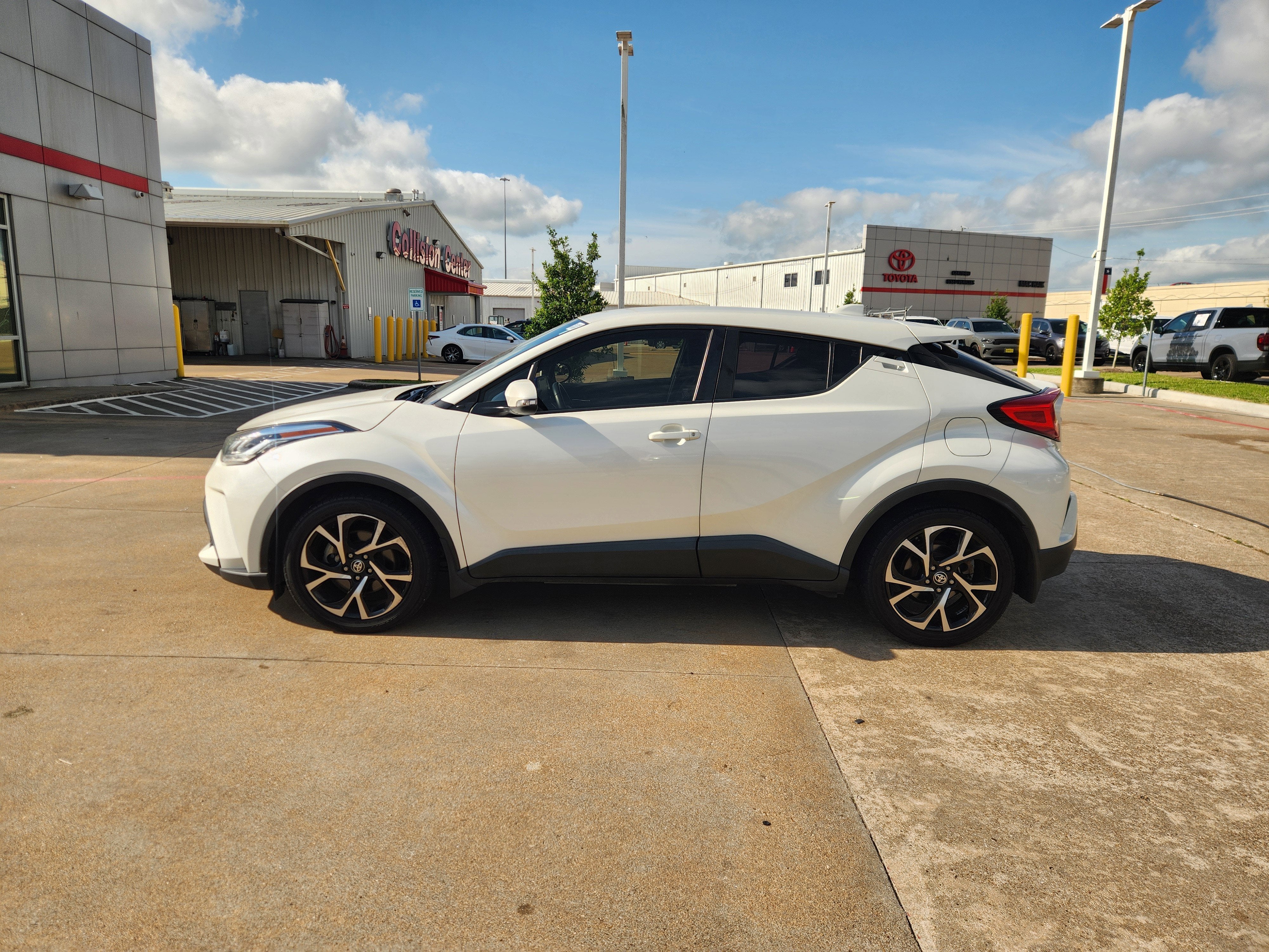 2020 Toyota C-HR XLE