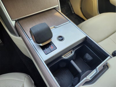 2024 Land Rover Range Rover SE