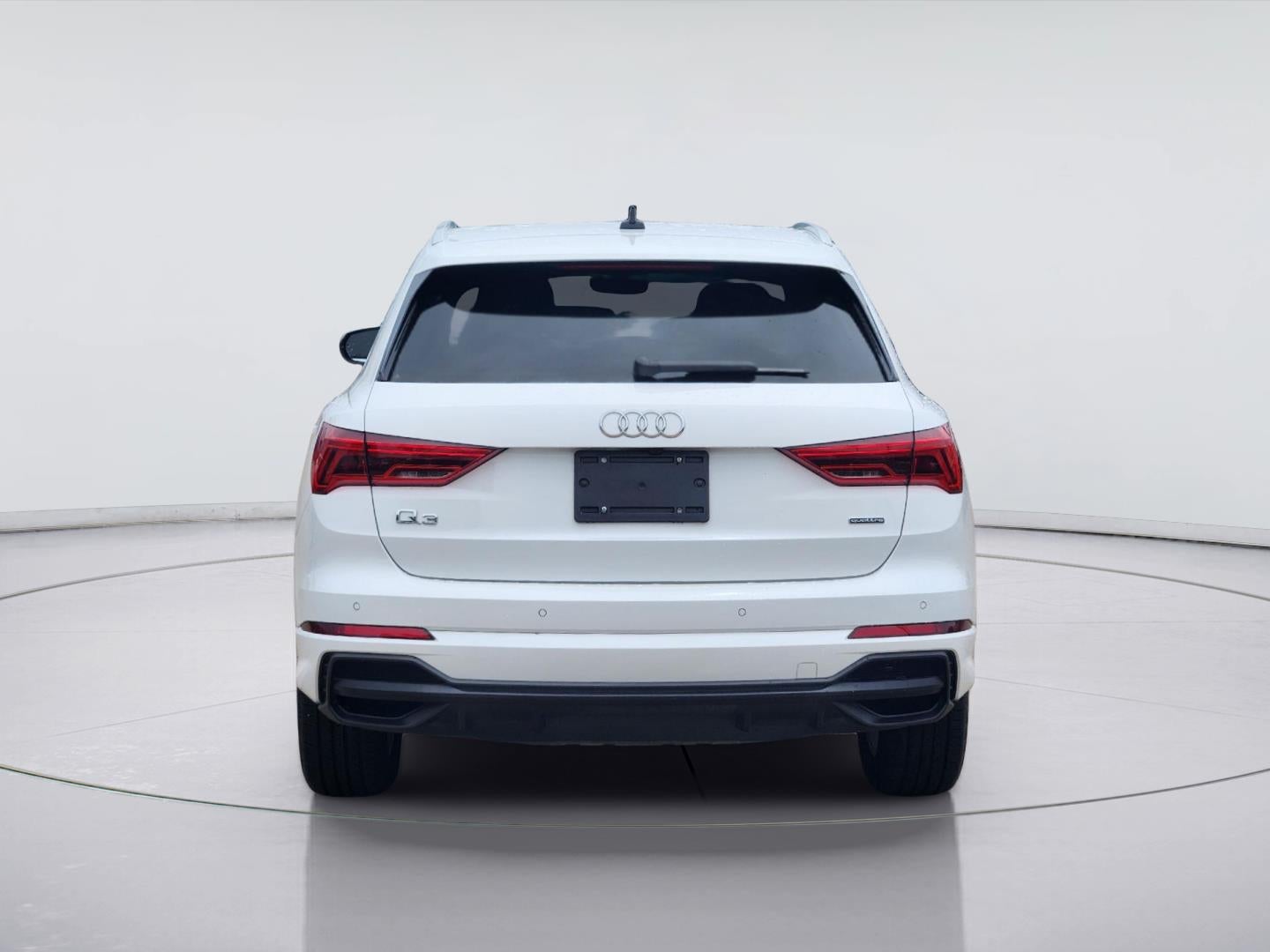 2023 Audi Q3 S line Premium