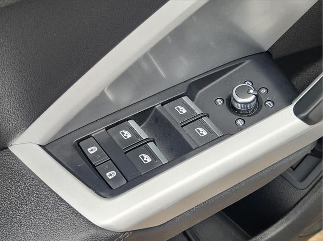 2023 Audi Q3 S line Premium