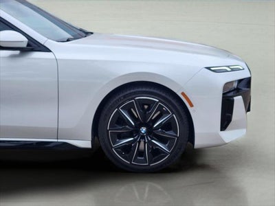 2023 BMW 7 Series 740i