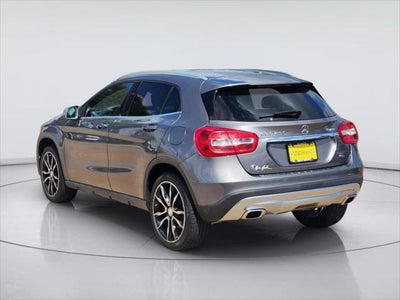 2015 MERCEDES-BENZ TRUCK GLA-CLASS Base