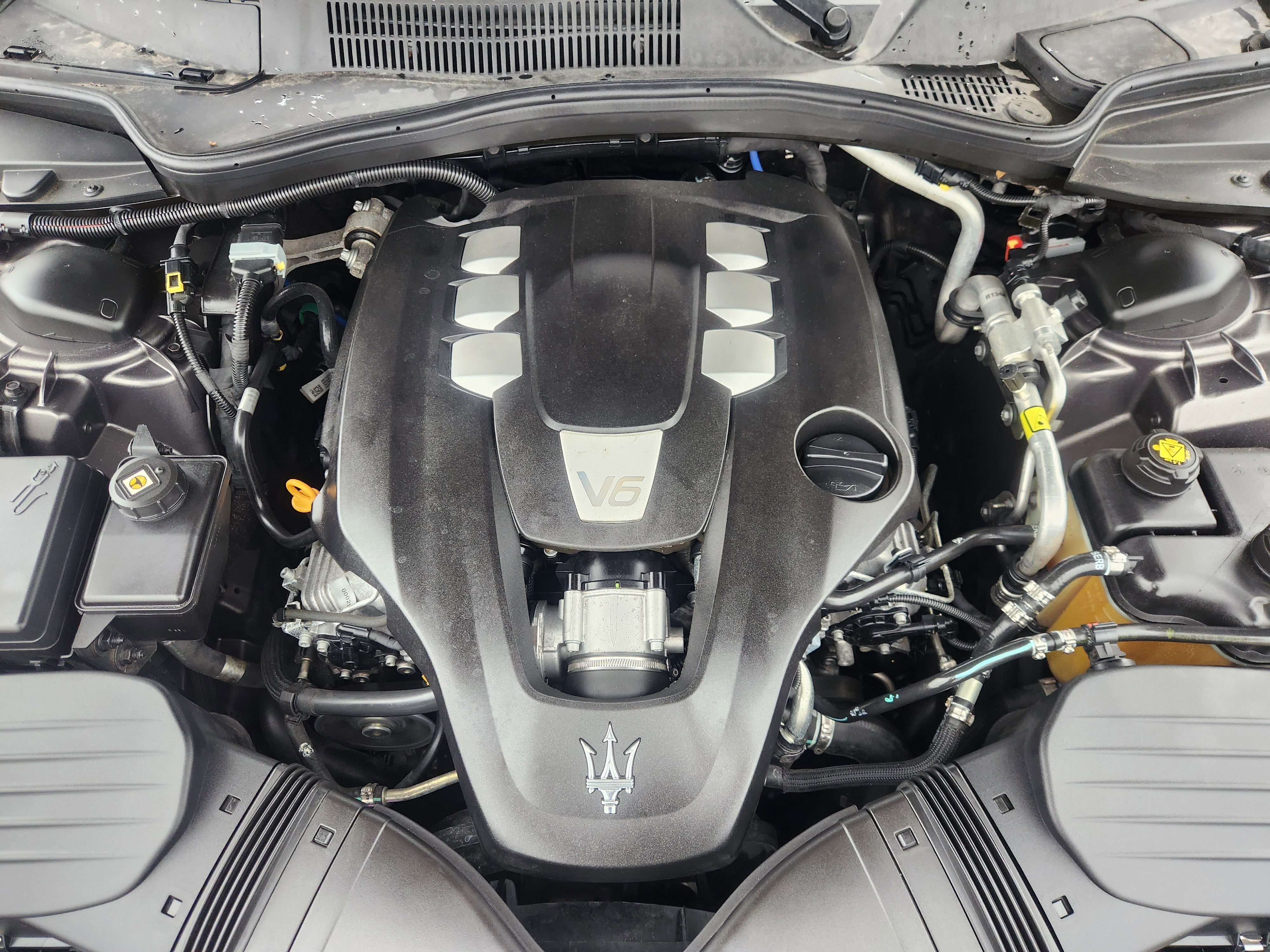 2015 Maserati Ghibli Base