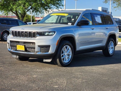 2022 Jeep Grand Cherokee L Laredo