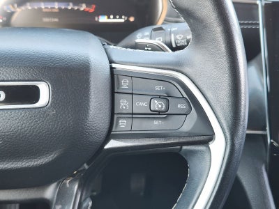 2022 Jeep Grand Cherokee L Laredo