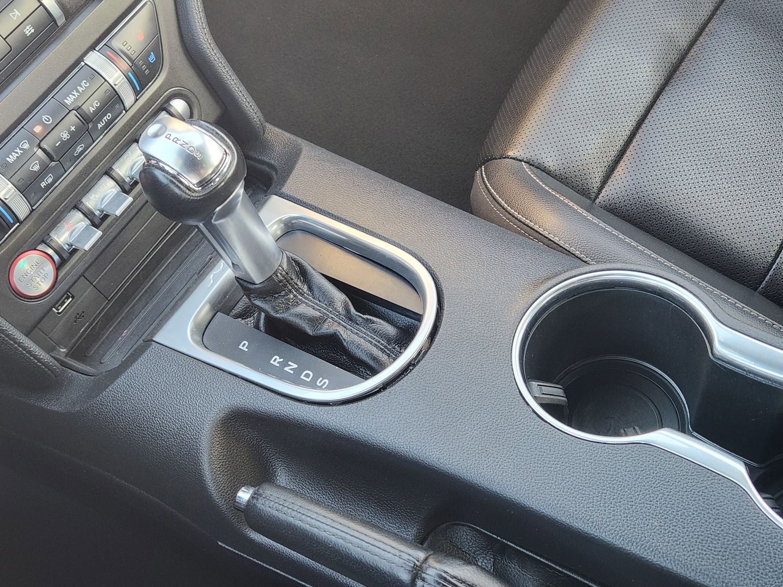 2022 Ford Mustang EcoBoost Premium