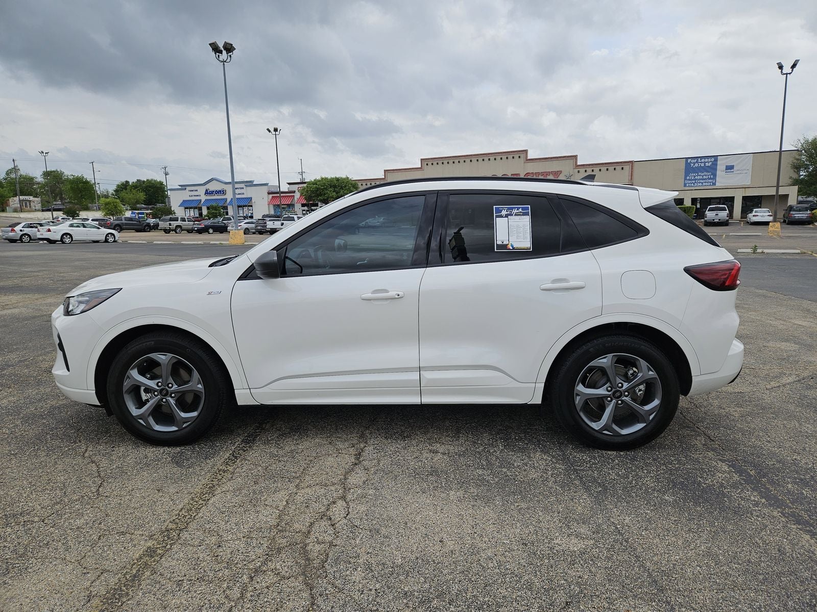 2024 Ford Escape ST-Line