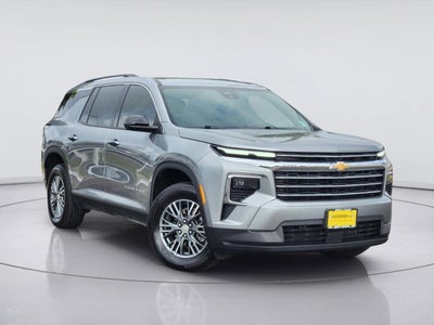 2025 Chevrolet Traverse FWD LT