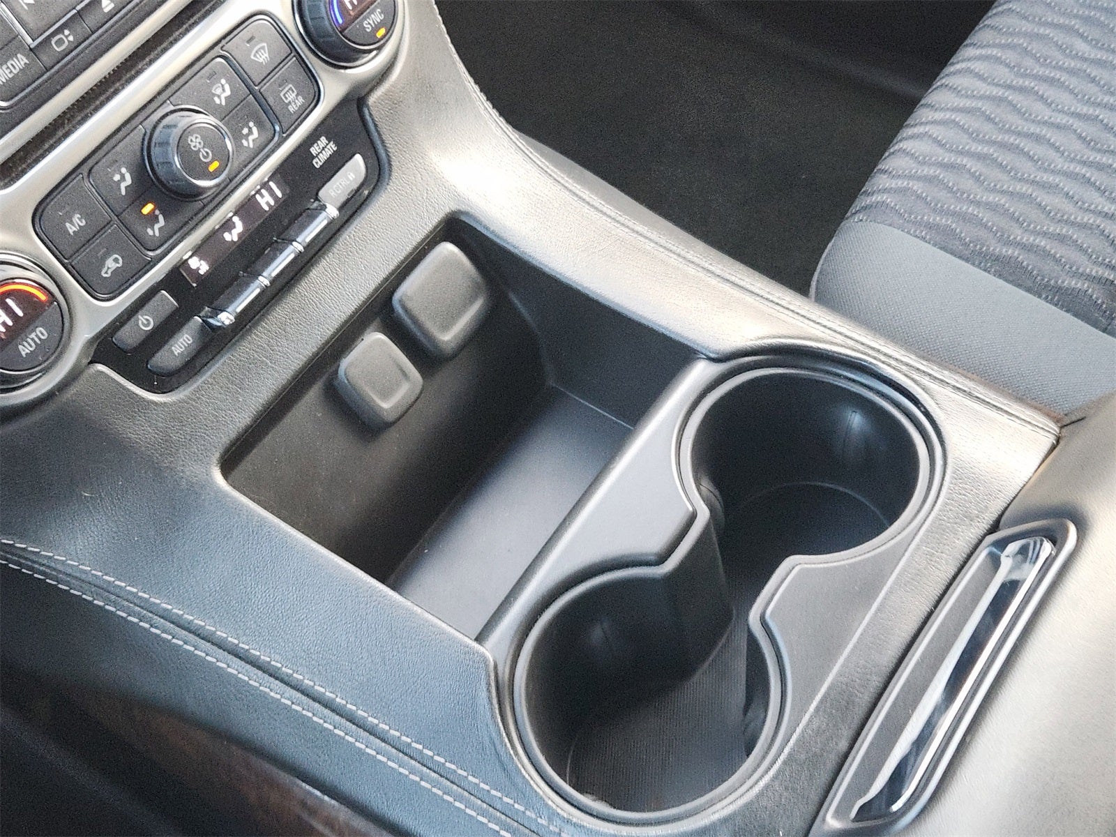 2018 Chevrolet Suburban LS